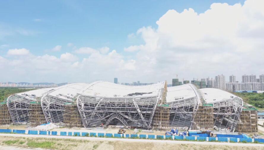 我公司“生態(tài)固化石技術(shù)”在江蘇無(wú)錫太湖護(hù)岸工程的應(yīng)用示范